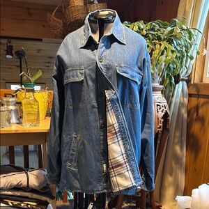 Men’s Covington Blue Lightweight Denim Jacket